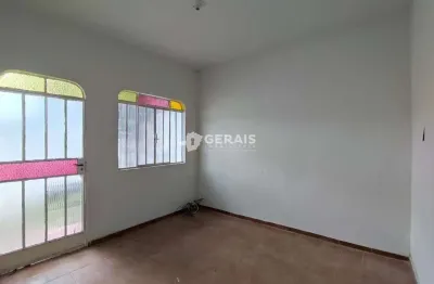 Casa à venda, 2 quartos, 2 vagas, maria helena - divinópolis/mg