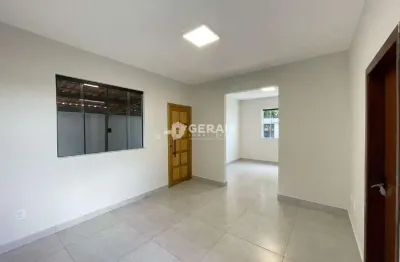 Casa à venda, 3 quartos, 1 suíte, 3 vagas, são roque - divinópolis/mg