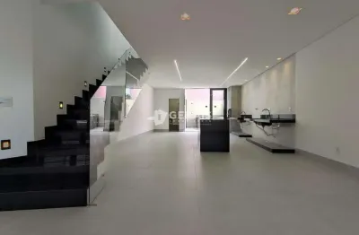 Casa à venda, 3 quartos, 3 suítes, 2 vagas, santa clara - divinópolis/mg