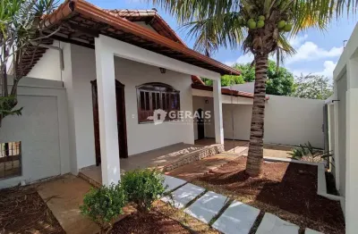 Casa à venda, 3 quartos, 1 suíte, 2 vagas, sao judas tadeu - divinópolis/mg