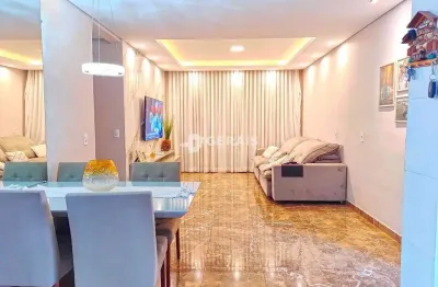 Casa à venda, 3 quartos, 1 suíte, 3 vagas, sao lucas - divinópolis/mg