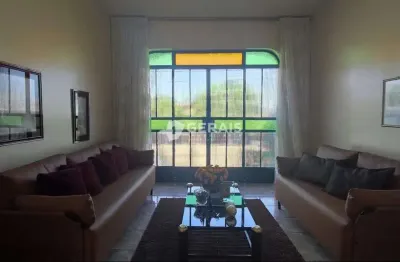 Casa à venda, 3 quartos, 3 vagas, centro - divinópolis/mg