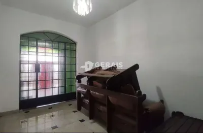 Casa à venda, 5 quartos, 1 suíte, 2 vagas, das oliveiras - divinópolis/mg