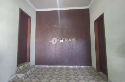 Casa à venda, 3 quartos, 1 suíte, 2 vagas, bom pastor - divinópolis/mg