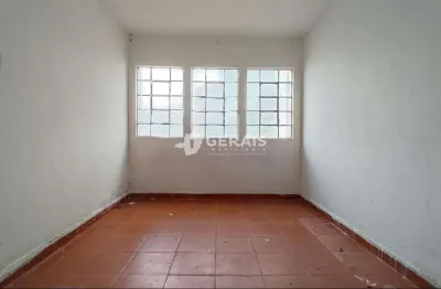 Casa à venda, 3 quartos, 1 vaga, esplanada - divinópolis/mg