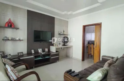 Casa à venda, 3 quartos, 1 suíte, 3 vagas, halin souki - divinópolis/mg