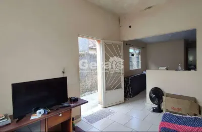 Casa à venda, 3 quartos, 1 suíte, 1 vaga, quintino - divinópolis/mg