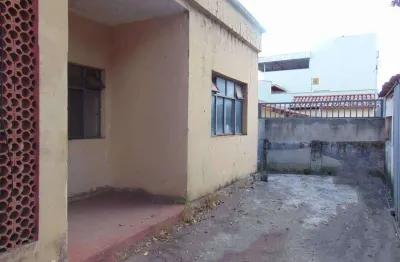 Casa à venda, 4 quartos, 1 vaga, centro - divinópolis/mg