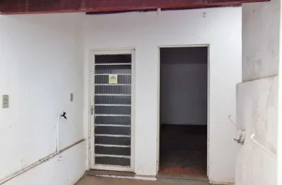 Casa com 2 quartos à venda no Centro, Divinópolis 