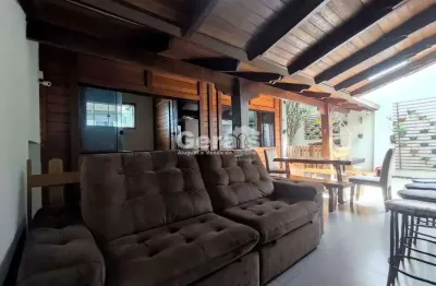 Casa à venda, 3 quartos, 1 suíte, 2 vagas, liberdade - divinópolis/mg