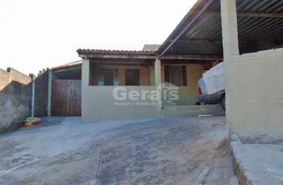 Casa à venda, 2 quartos, 2 vagas, maria helena - divinópolis/mg