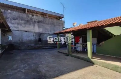 Casa à venda, 3 quartos, 4 vagas, santos dumont - divinópolis/mg