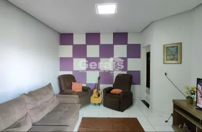 Casa à venda, 3 quartos, 1 suíte, 2 vagas, juza fonseca - divinópolis/mg