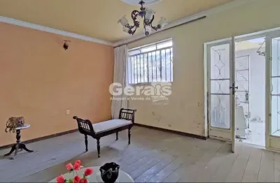 Casa à venda, 3 quartos, 1 vaga, centro - divinópolis/mg