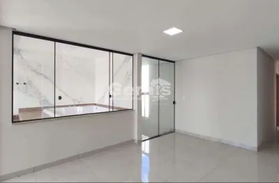 Casa à venda, 3 quartos, 1 suíte, 2 vagas, das oliveiras - divinópolis/mg