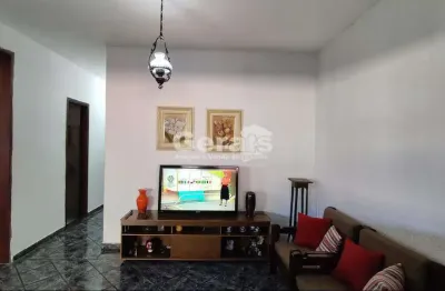 Casa à venda, 3 quartos, 1 suíte, 2 vagas, residencial doutor walchir resende costa - divinópolis/mg