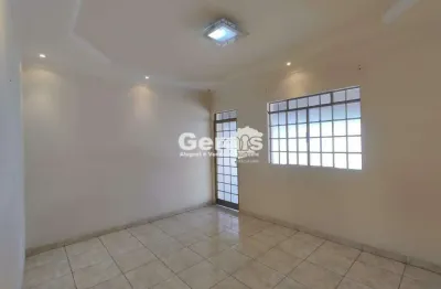 Casa à venda, 3 quartos, 1 suíte, 4 vagas, tiete - divinópolis/mg