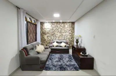 Casa à venda, 3 quartos, 1 suíte, 2 vagas, alvorada - divinópolis/mg