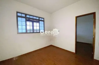 Casa à venda, 3 quartos, 2 vagas, interlagos - divinópolis/mg