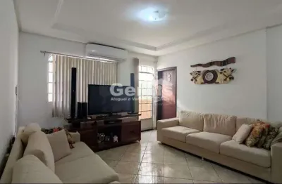 Casa à venda, 3 quartos, 1 suíte, 4 vagas, são sebastião - divinópolis/mg