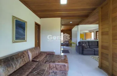 Casa à venda, 3 quartos, 8 vagas, carmo do cajuru - divinópolis/mg