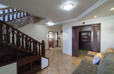 Casa à venda, 3 quartos, 1 suíte, 12 vagas, lp pereira - divinópolis/mg