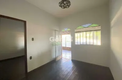 Casa à venda, 3 quartos, 2 vagas, bela vista - divinópolis/mg