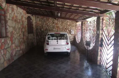 Casa à venda, 3 quartos, 2 vagas, halin souki - divinópolis/mg