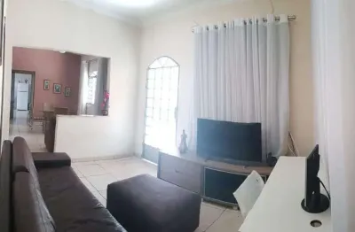 Casa à venda, 3 quartos, 1 suíte, 2 vagas, laranjeira - nova serrana/mg
