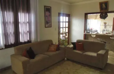 Casa à venda, 4 quartos, 1 suíte, 2 vagas, prolongamento bom pastor - divinópolis/mg