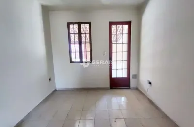 Casa para aluguel, 4 quartos, 1 vaga, afonso pena - divinópolis/mg
