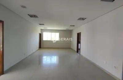 Casa comercial para aluguel, 3 quartos, 1 suíte, 3 vagas, são josé - divinópolis/mg