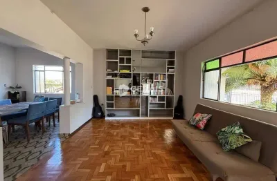 Casa com 3 quartos à venda no Centro, Carmo do Cajuru 