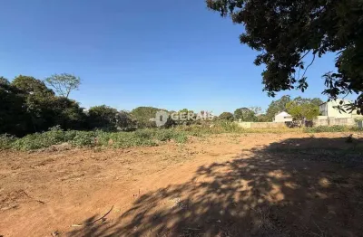 Terreno à venda no Centro, Carmo do Cajuru 