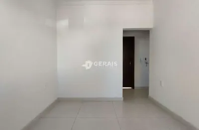 Sobrado à venda, 3 quartos, 1 suíte, 1 vaga, santa rosa - divinópolis/mg