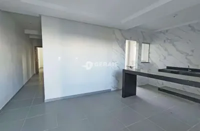 Sobrado à venda, 3 quartos, 1 vaga, floresta - divinópolis/mg