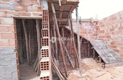 Sobrado à venda, 3 quartos, 1 vaga, santa rosa - divinópolis/mg