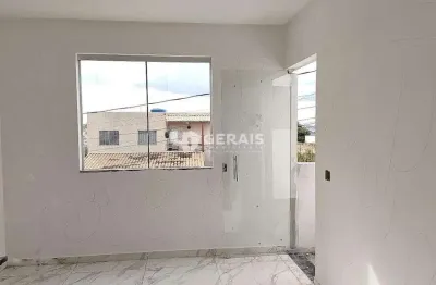 Sobrado à venda, 3 quartos, 2 vagas, padre eustaquio - divinópolis/mg