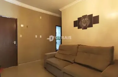 Casa com loja à venda, 2 quartos, 1 suíte, 1 vaga, vila belo horizonte - divinópolis/mg