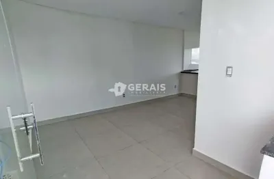 Sobrado à venda, 2 quartos, 2 vagas, padre eustaquio - divinópolis/mg