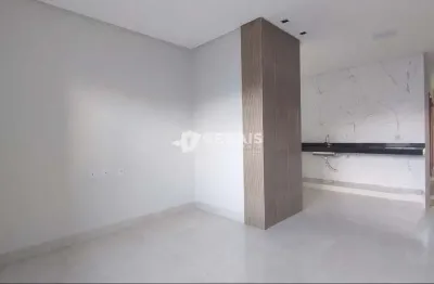 Sobrado à venda, 3 quartos, 1 suíte, 2 vagas, interlagos - divinópolis/mg