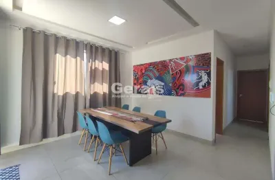 Sobrado à venda, 3 quartos, 1 suíte, 3 vagas, chanadour - divinópolis/mg