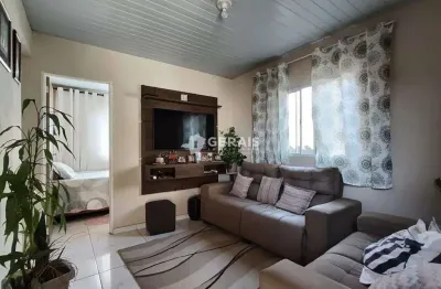 Casa à venda, 2 quartos, 2 vagas, vila das roseiras - divinópolis/mg