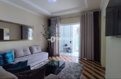 Sobrado à venda, 2 quartos, 1 suíte, 2 vagas, esplanada - divinópolis/mg