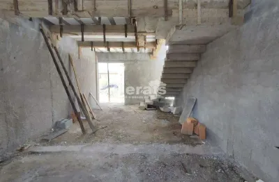 Sobrado à venda, 3 quartos, 1 suíte, 2 vagas, campina verde - divinópolis/mg