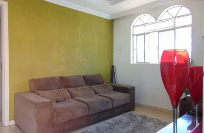 Sobrado à venda, 3 quartos, 2 vagas, antonio fonseca - divinópolis/mg