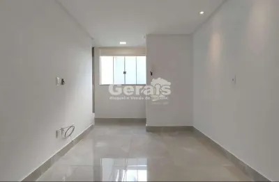 Sobrado à venda, 3 quartos, 1 suíte, 2 vagas, nossas senhora das graças - divinópolis/mg