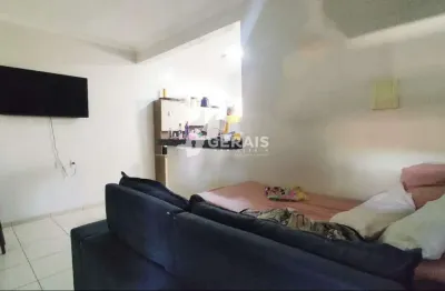 Sobrado à venda, 3 quartos, 1 vaga, santa rosa - divinópolis/mg