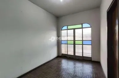 Casa à venda, 4 quartos, 1 vaga, vila espírito santo - divinópolis/mg