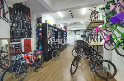 Ponto comercial à venda no Bom Pastor, Divinópolis 